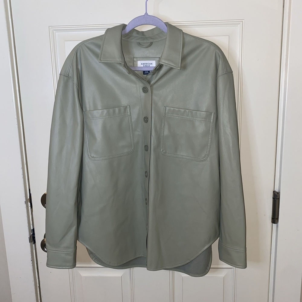 NWOT American Eagle oversized Faux Leather Shacket Size‎ Small Women's